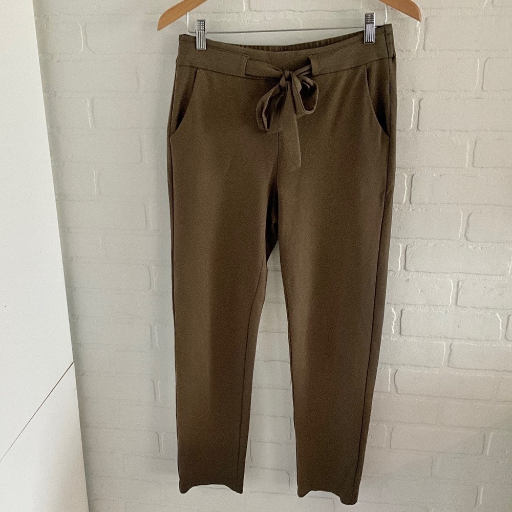 Badgley&Mishka lounge pants Soft Olive green Comfy High rise pockets Size S